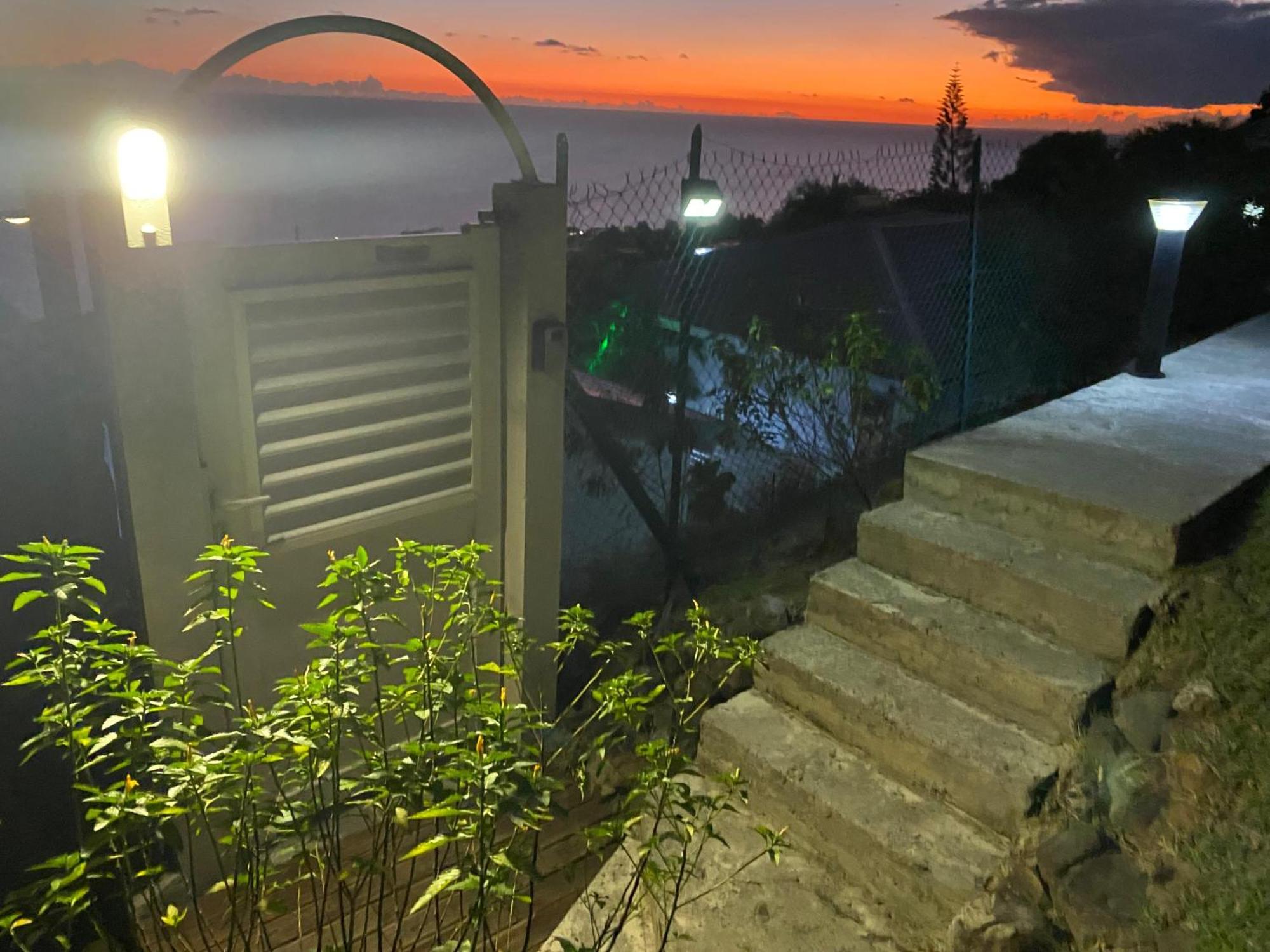 Bungalow Palbéa supérieur avec SPA et vue mer Schoelcher Exterior foto